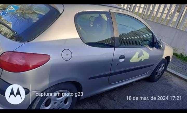 Pegueot 206 3 portas
