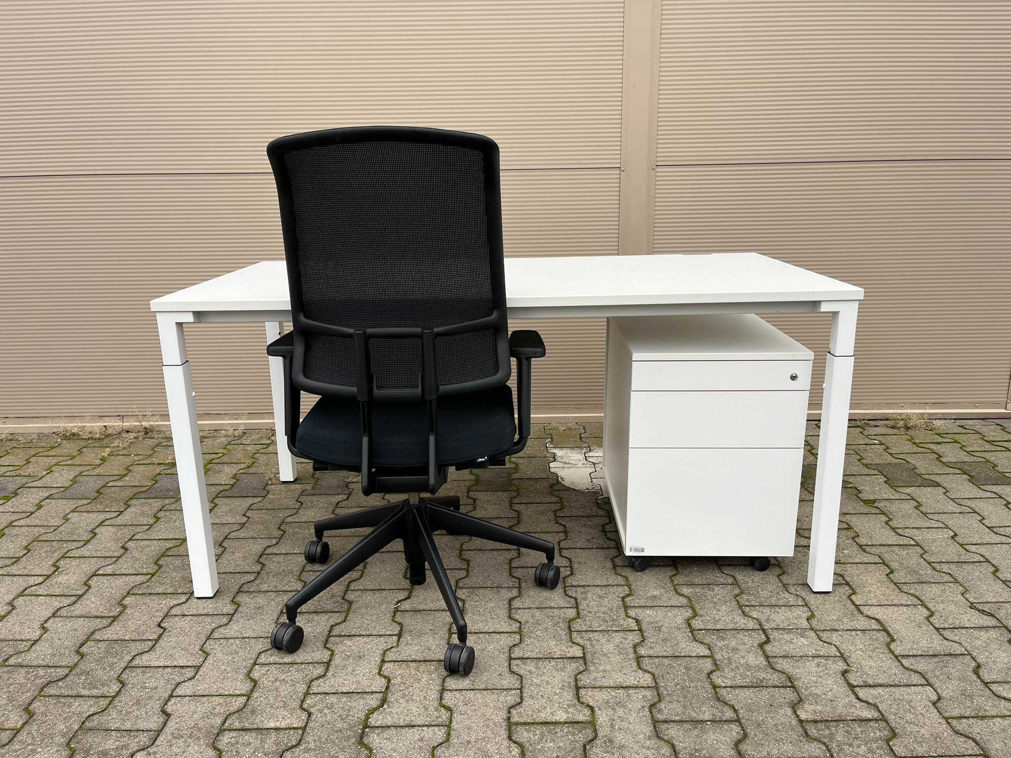 Biurko Steelcase Kalidro 160x80 z regulacją wysokości