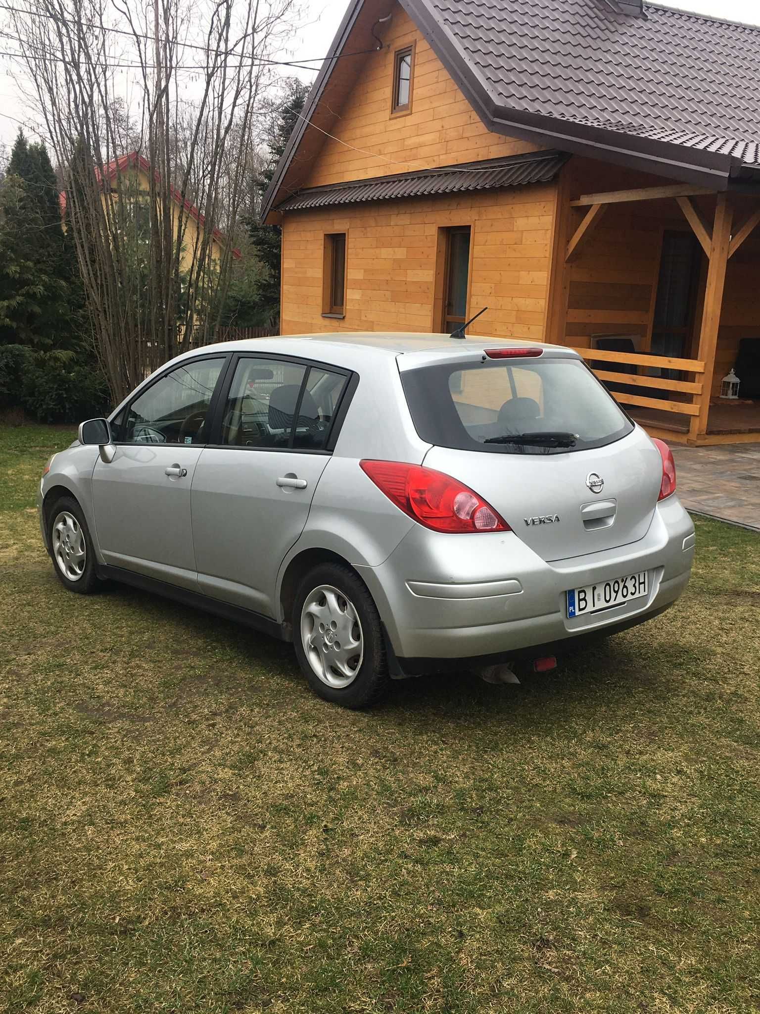 Nissan Tida Versa