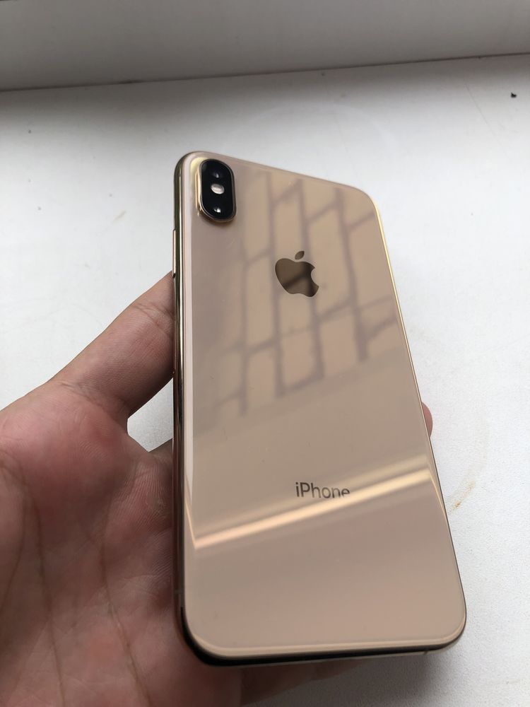 iPhone Xs 256gb   .