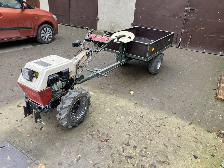 Traktorek jednoosiowy z przyczepką, ogrodniczy