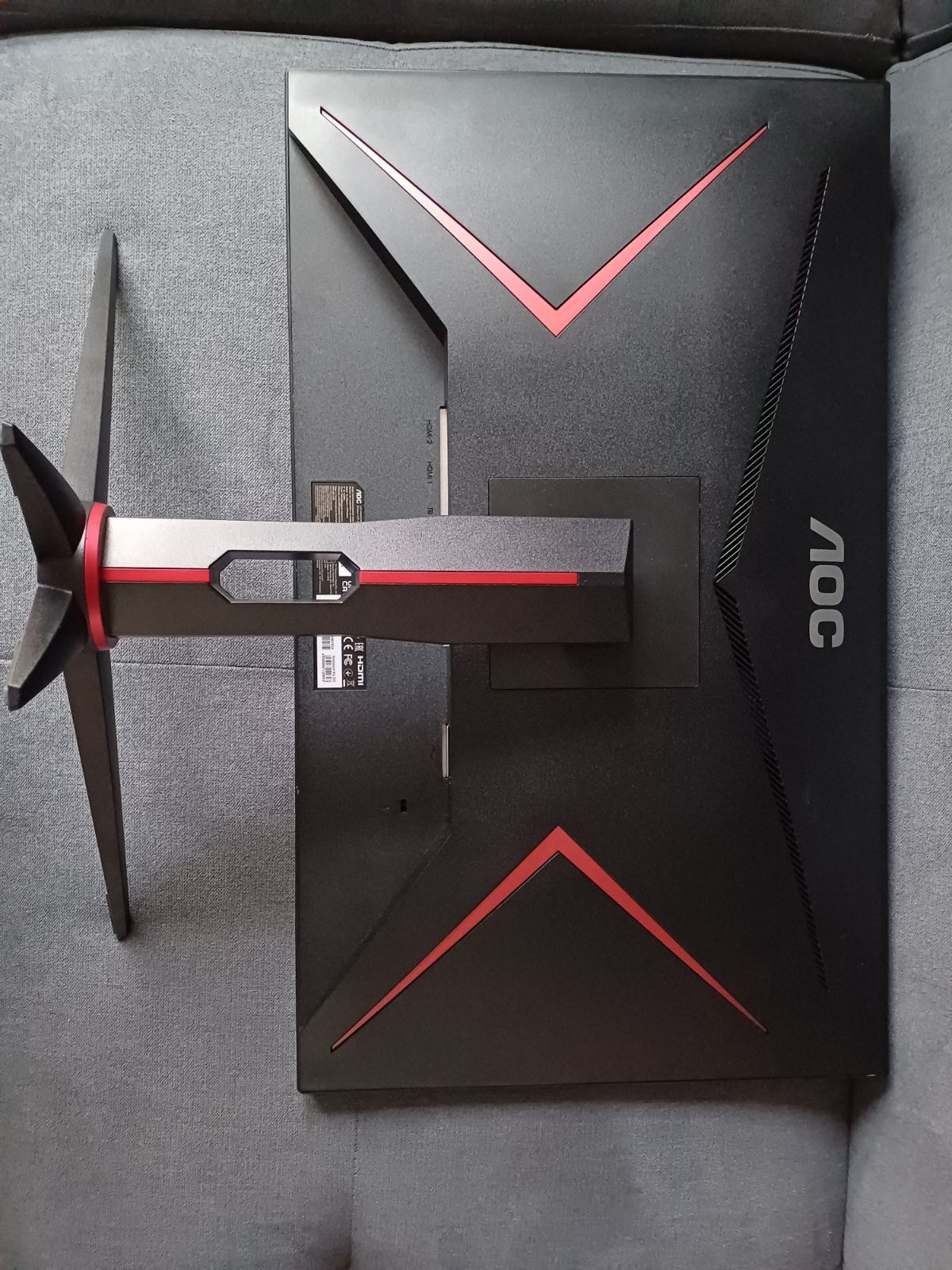 Monitor AOC 27G2SAE/BK z uszkodzoną matrycą na części