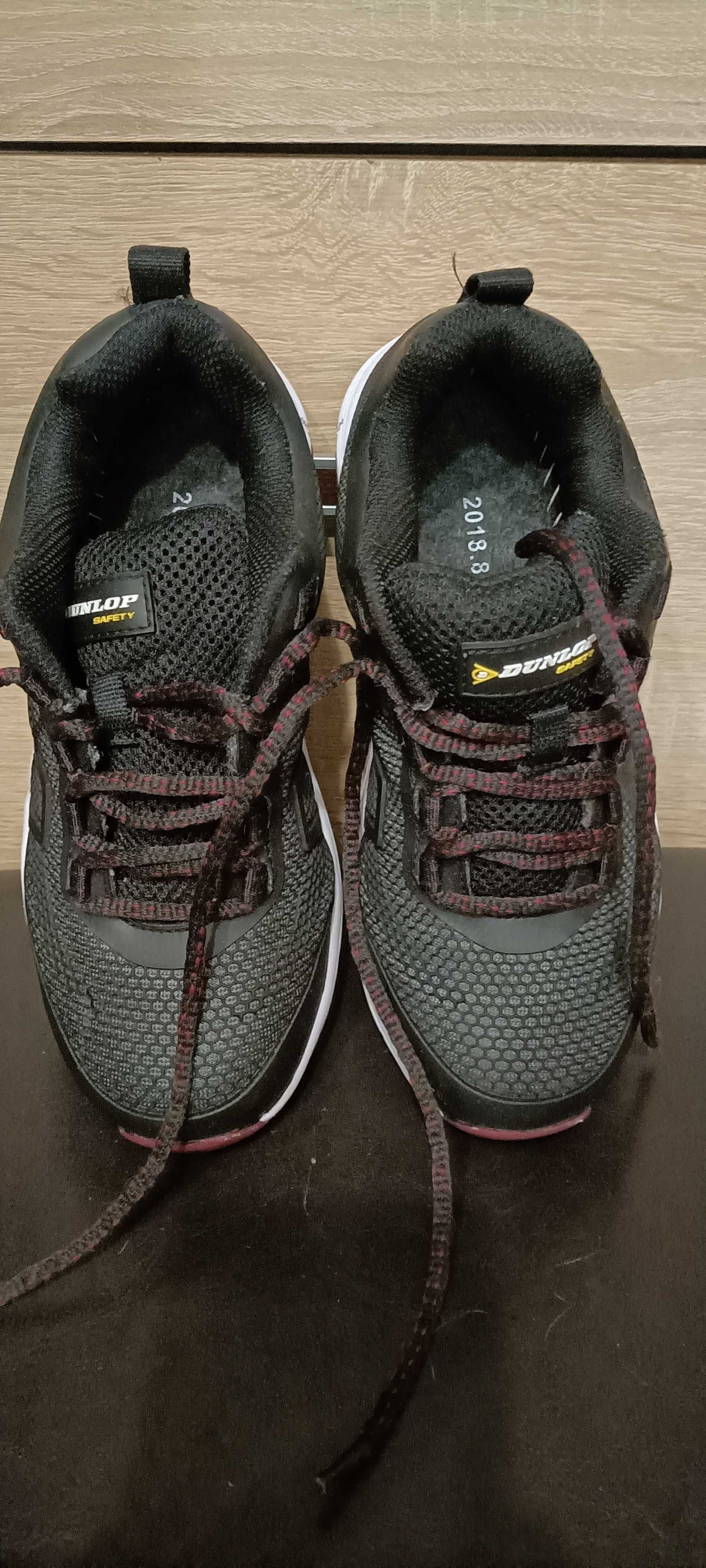 Dunlop Safety buty ochronne, robocze z blachą