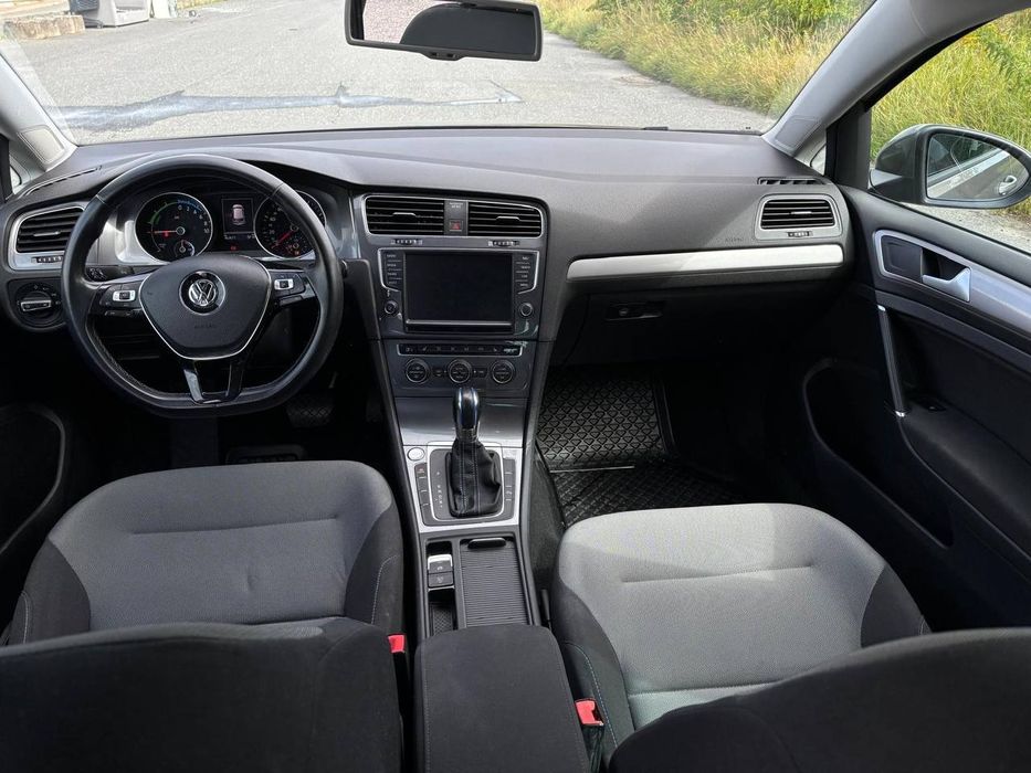 Продам Фольксваген гольф електро 2016 року