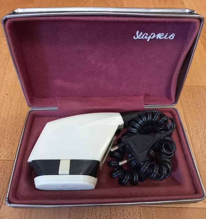 Електробритва Харків  5М. Б/у. СССР.