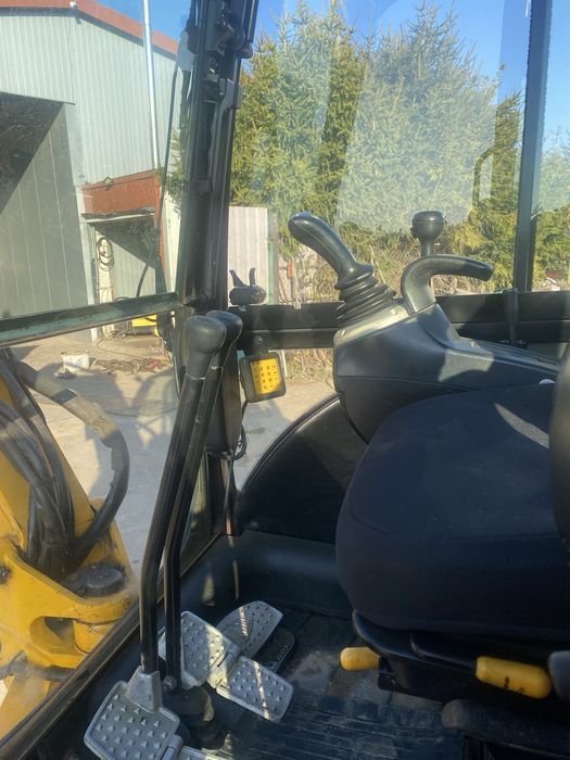 Minikoparka JCB 2013