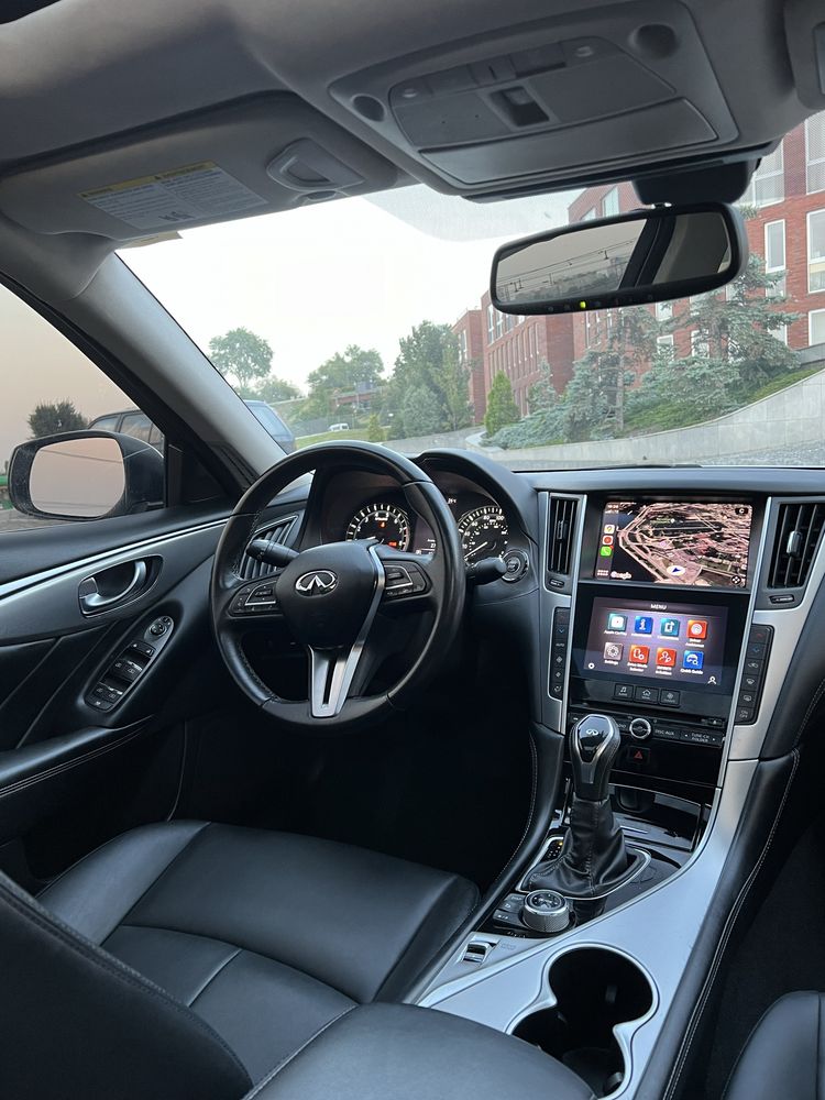 Продам свой автомобиль Infiniti q50