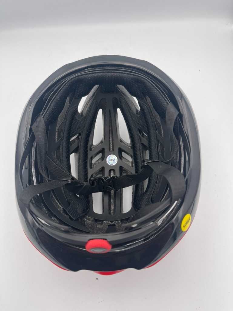 Powystawowy Kask Rowerowy Giro Agilis Mips r. M (55-59cm)