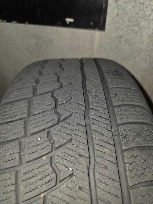 Felgi z oponami zima Hyundai 5x114.3 215/50/17 NOWA CENA TYLKO DO11.10