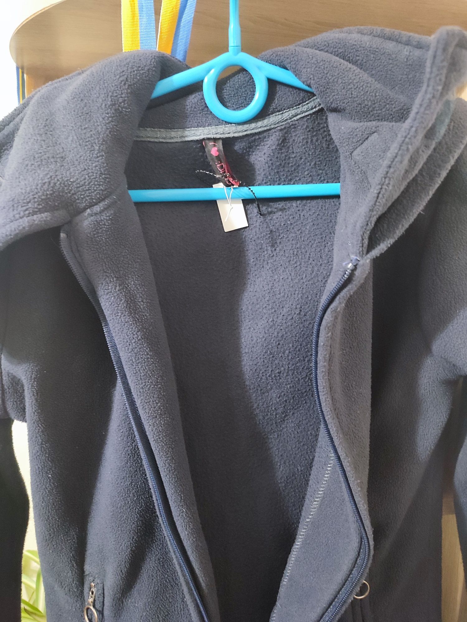 Флисовие кофти      H&M