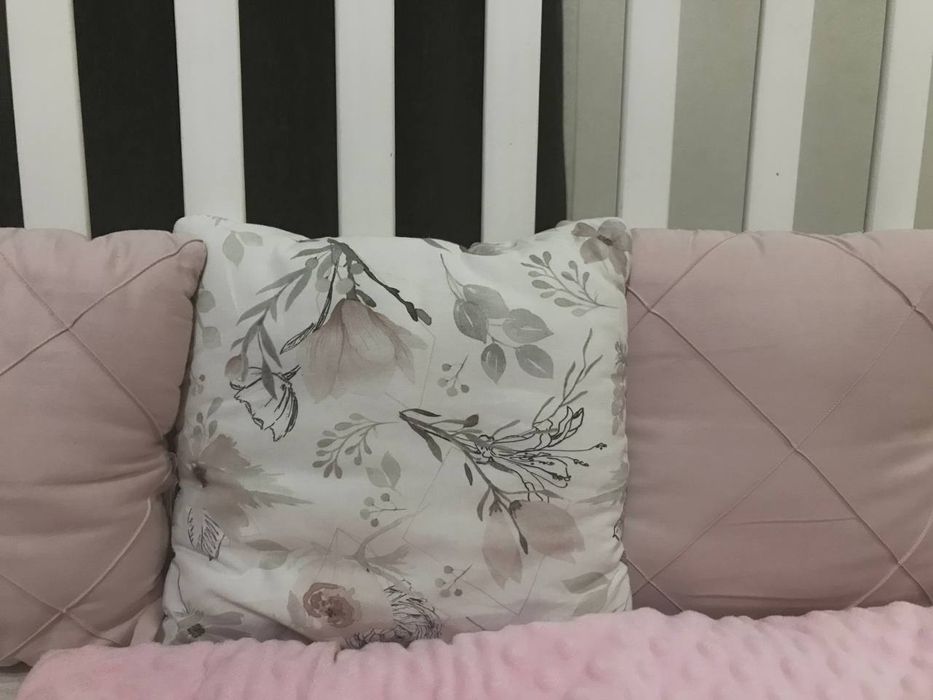 Бортики для дитячого ліжка