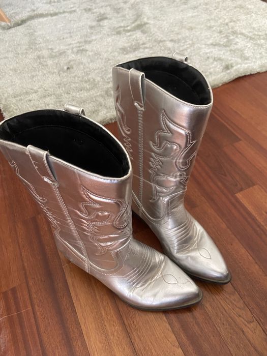 Botas Prateadas Concerto