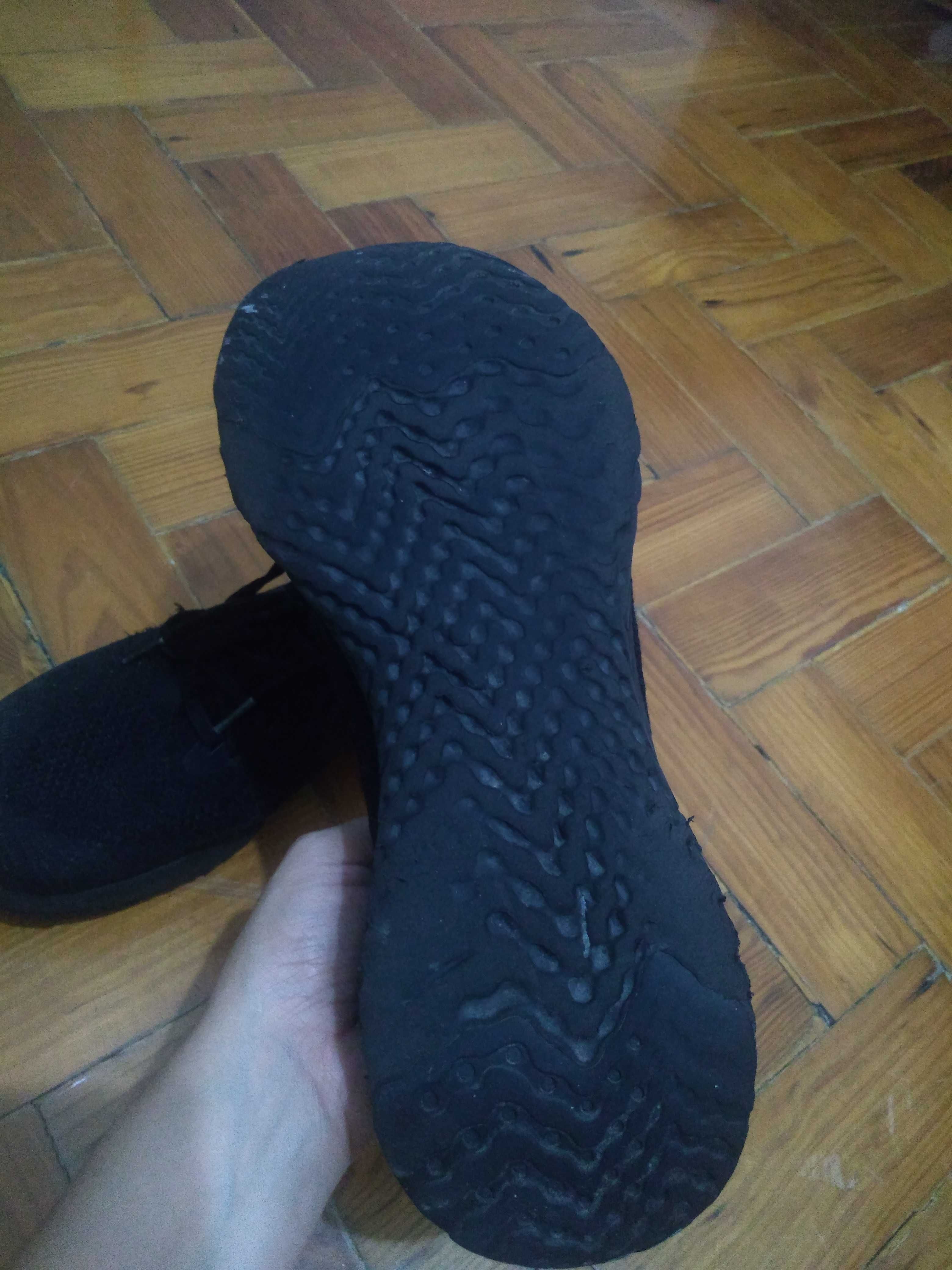 Tênis Nike em boas condições