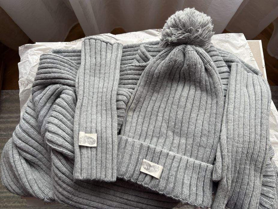 Komplet: czapka, komin, rękawiczki