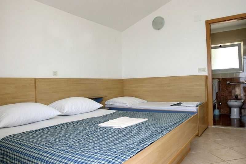 Chorwacja / Drašnice / apartamenty BEPINA przy plaży.