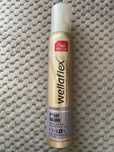 Wella Flex (Wellaflex 2‑Day Volume) Extra Strong Hold Mousse