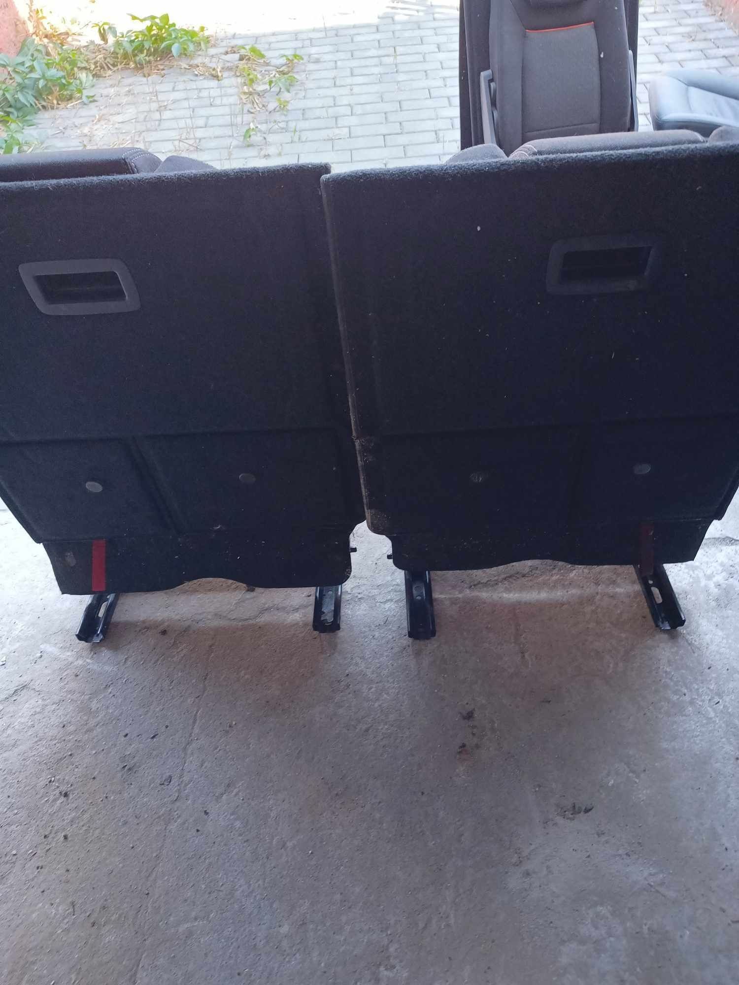 Fotele 3 rząd Ford s max MK1 MK2 komplet pasy plus śruby