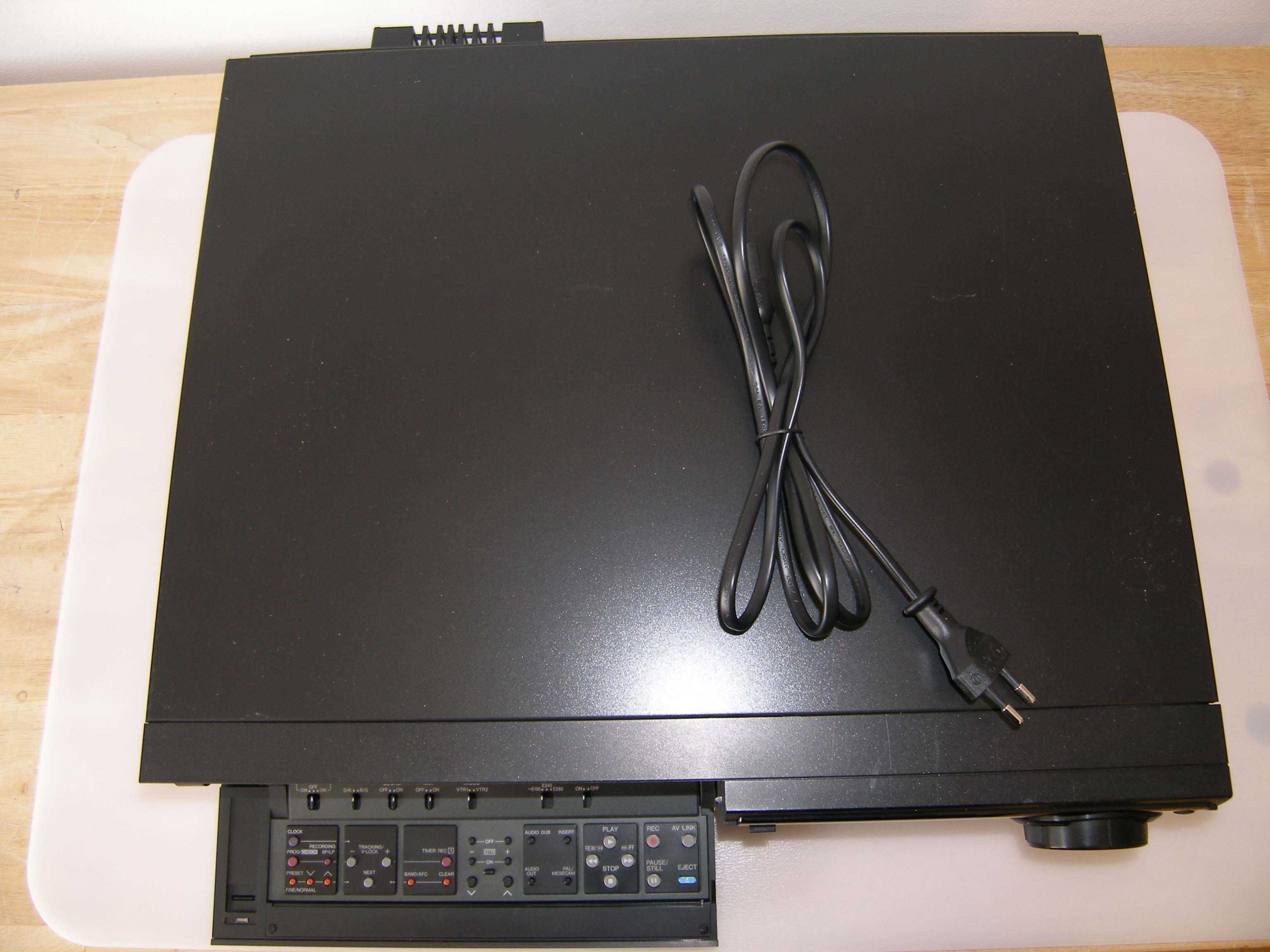 Magnetowid Panasonic NV-FS88 HQ