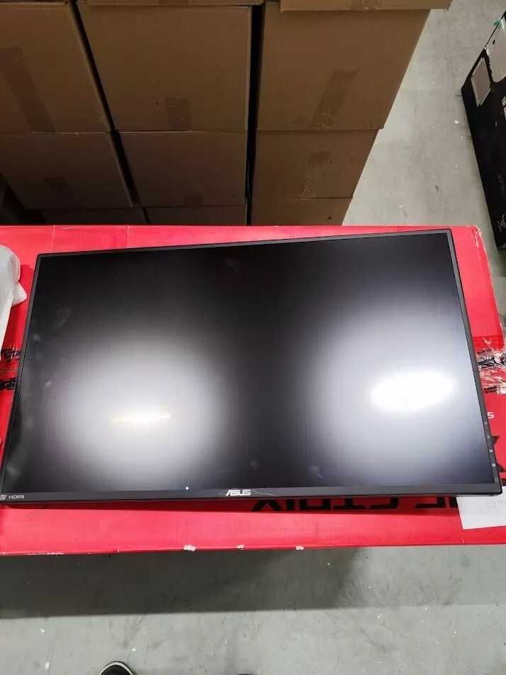 Monitor ASUS TUF Gaming VG27A 27" WQHD - Ecrã partido