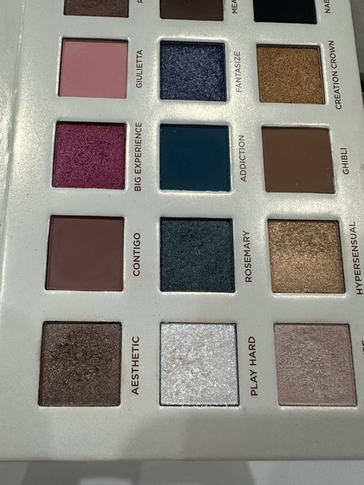 Nabla Secret Palette - paleta cieni