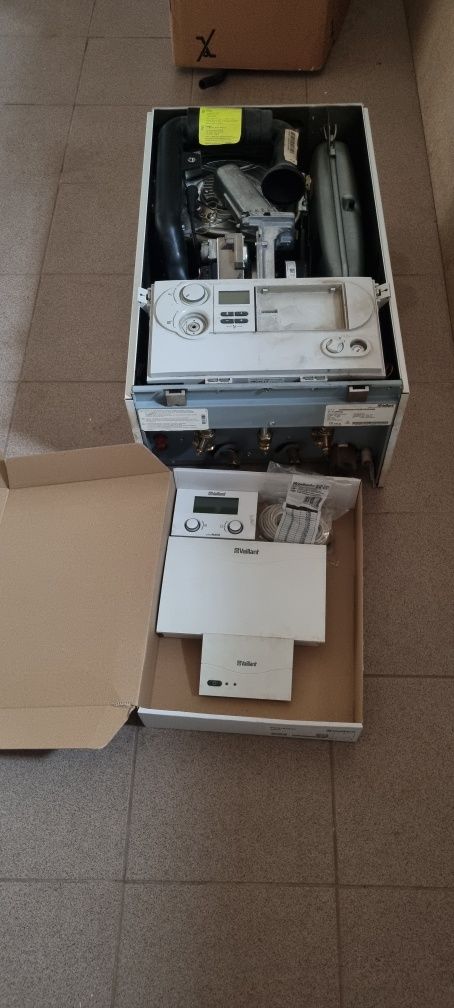 Piec gazowy Vailant części , sterowanie pompami, Calormatic 430f, temp