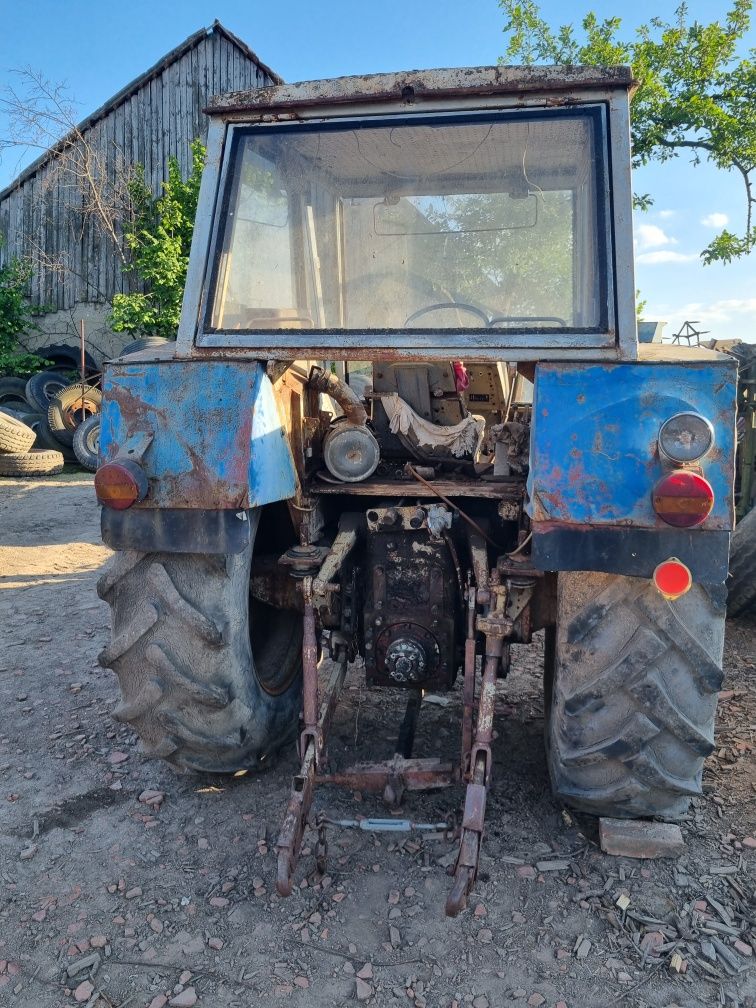 Ciągnik rolniczy zetor 8011 4 cyl ursus c385