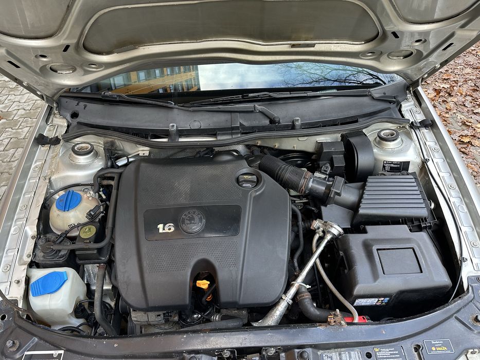 Skoda Octavia  покоління/Tour 2006 рік 1.6 МПІ