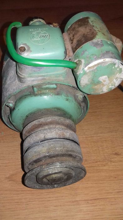 Silnik elektryczny 230 Volt ze sprzęgłem odśrodkowym .