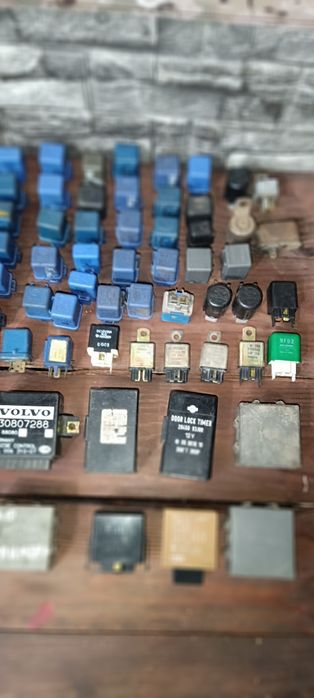 Реле Запобіжник Nissan primera p10 P11 Almera n16 Bluebird t12 t72 y11