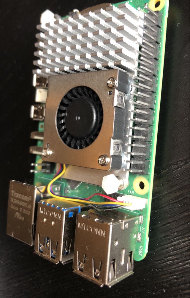 Raspberry pi 5 4GB c/ Cooler