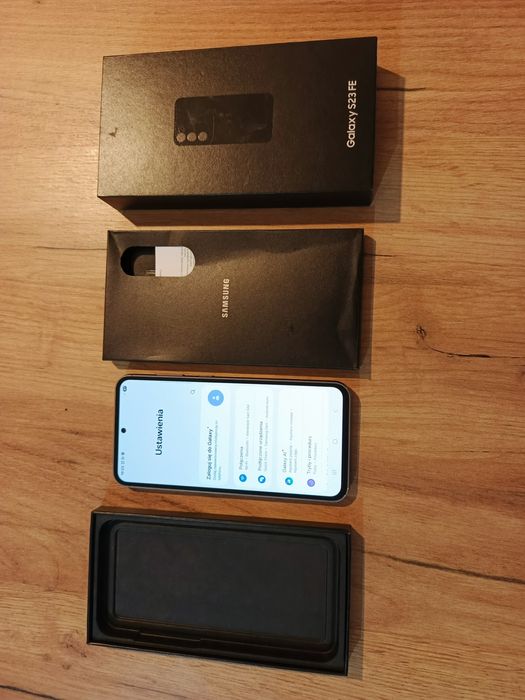 Samsung Galaxy S23 FE 5g 8gb128gb z Med.Exprert 100%sprawny stan bdb