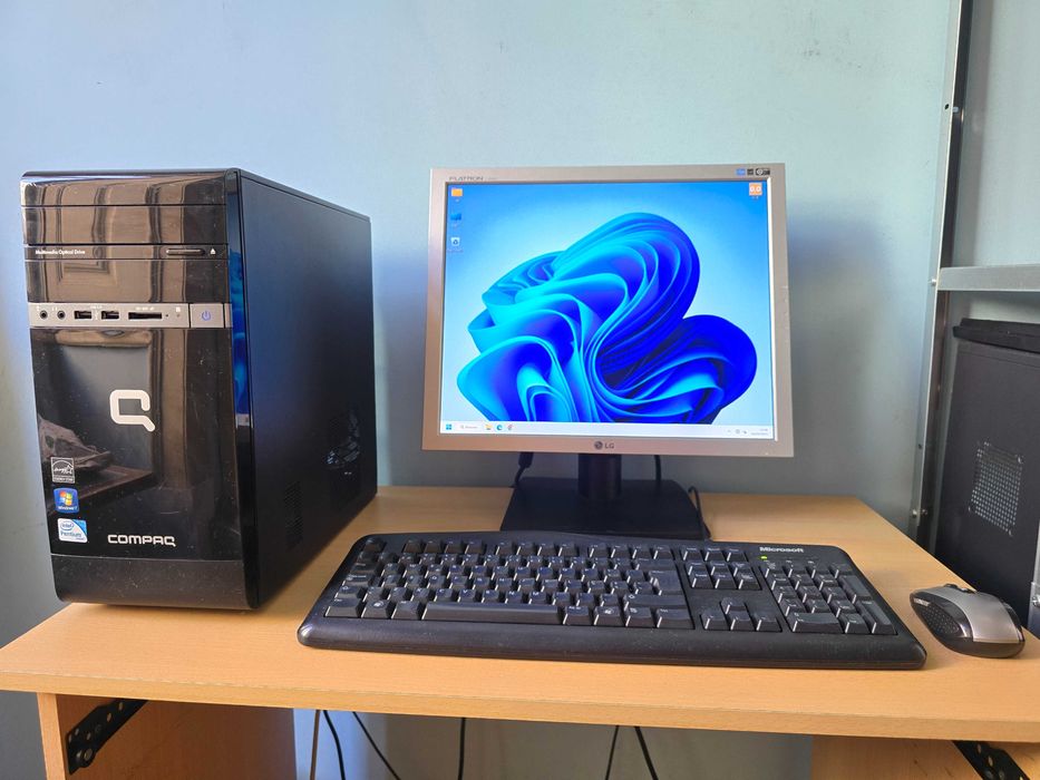 Computador Fixo Compaq CQ2000 Como Novo