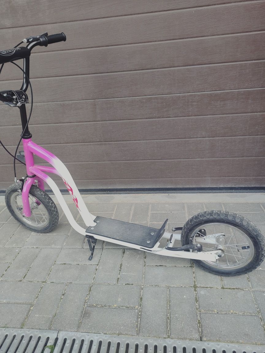 Hulajnoga scooter