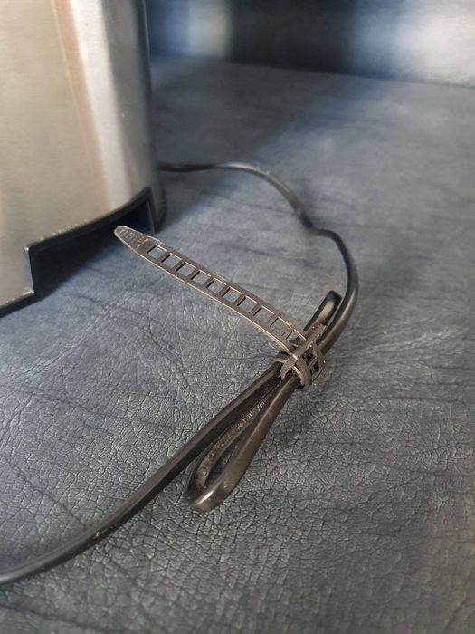 Цитруспресс / соковижималка cuisinart ccj210e