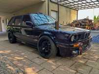 BMW Seria 3 E30 turbo drift spec daytona-violet