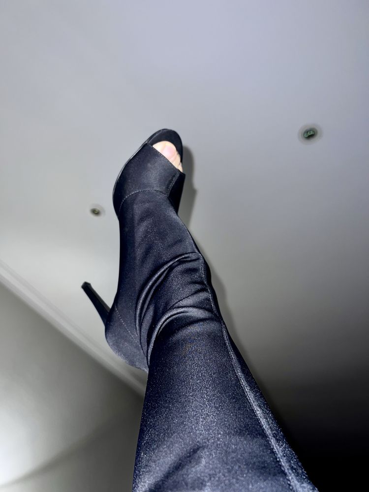 Botas cano extremamente alto