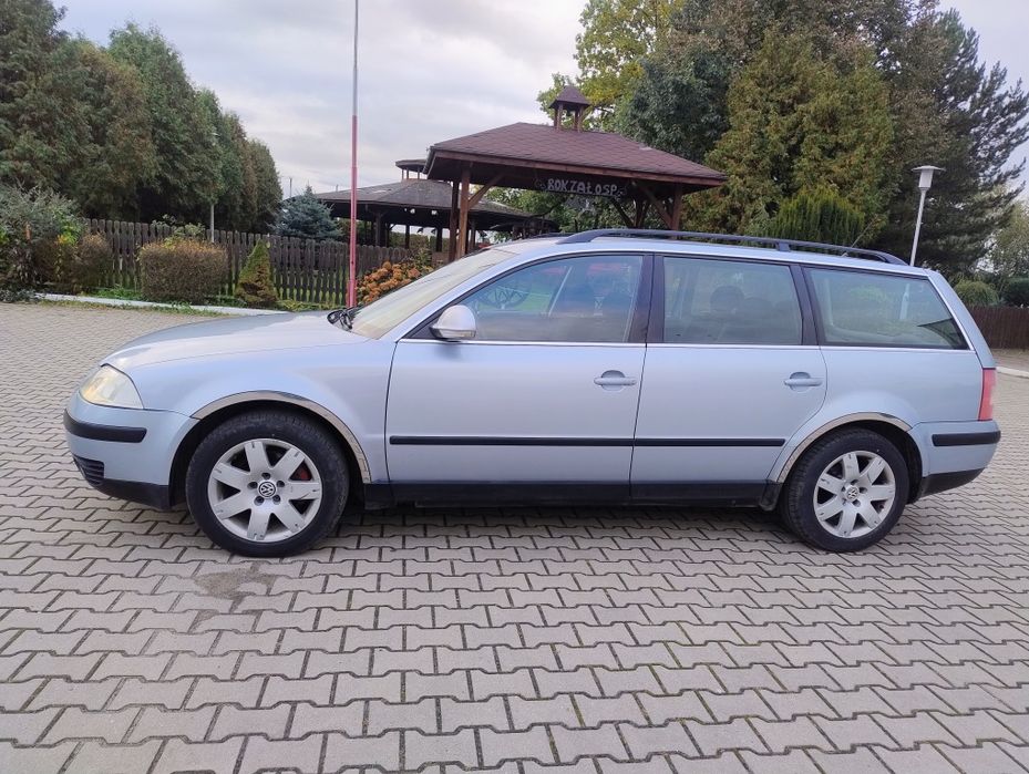 Volkswagen Passat B5 fl 1.9 TDI hak idealnie zdrowy