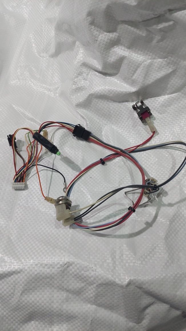 Wiazka elektryczna z czujnikami do piecyka  JUNKERS WRDP 11-2 B 23