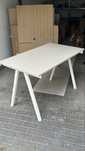 Biurko IKEA Trotten