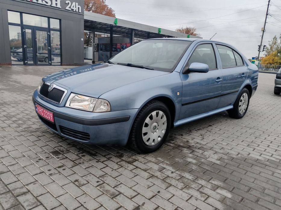 Skoda Octavia Tour 1.6 mpi бензин. 2007 рік