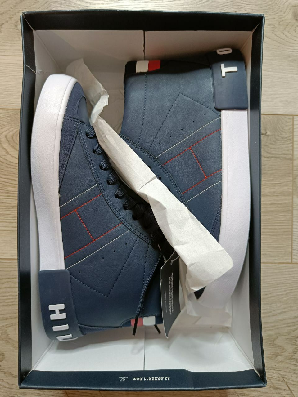 Snickers Tommy Hilfiger 8/41
