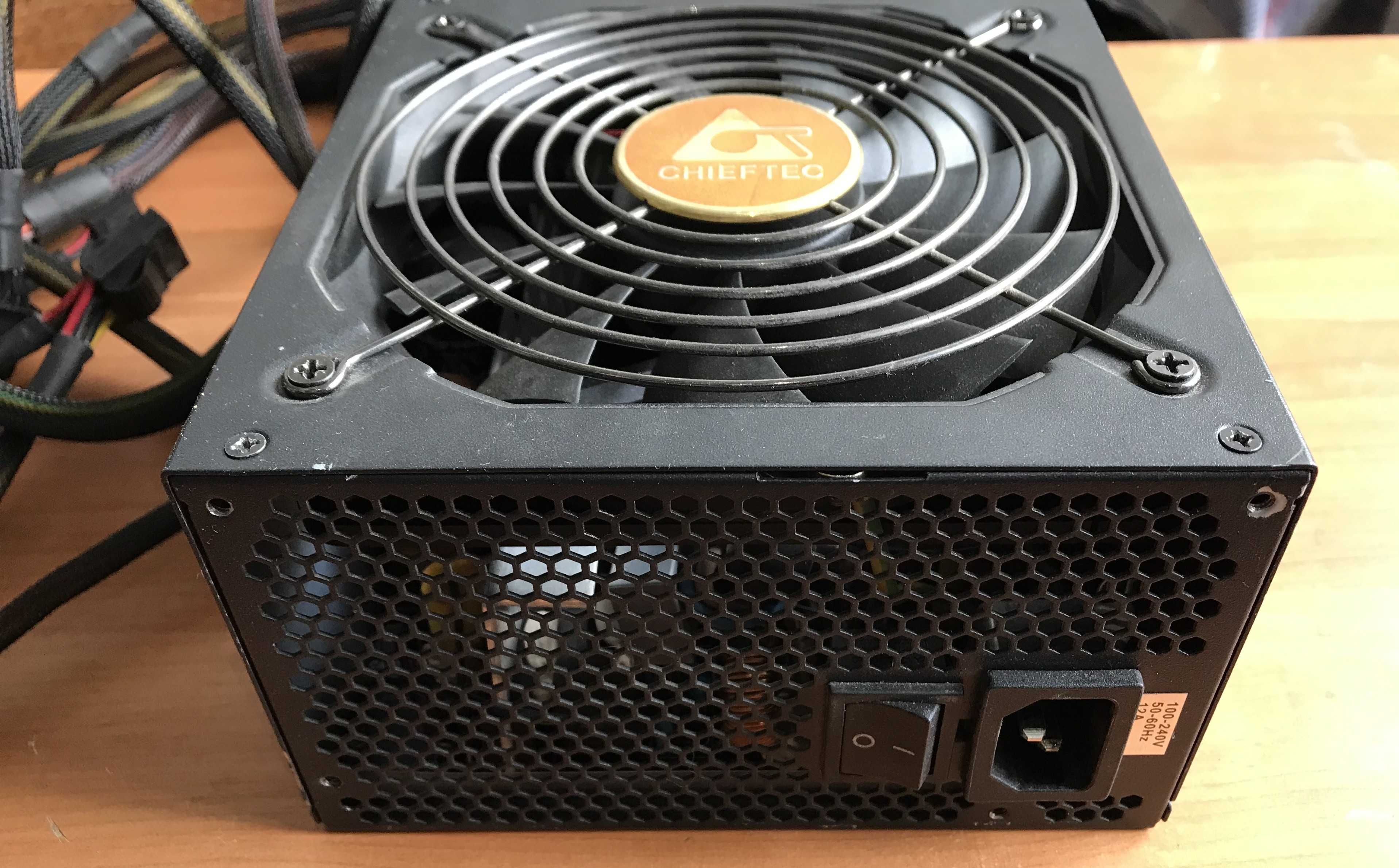 Блок живлення CHIEFTEC APS-850CB. Стандарт 80+bronze