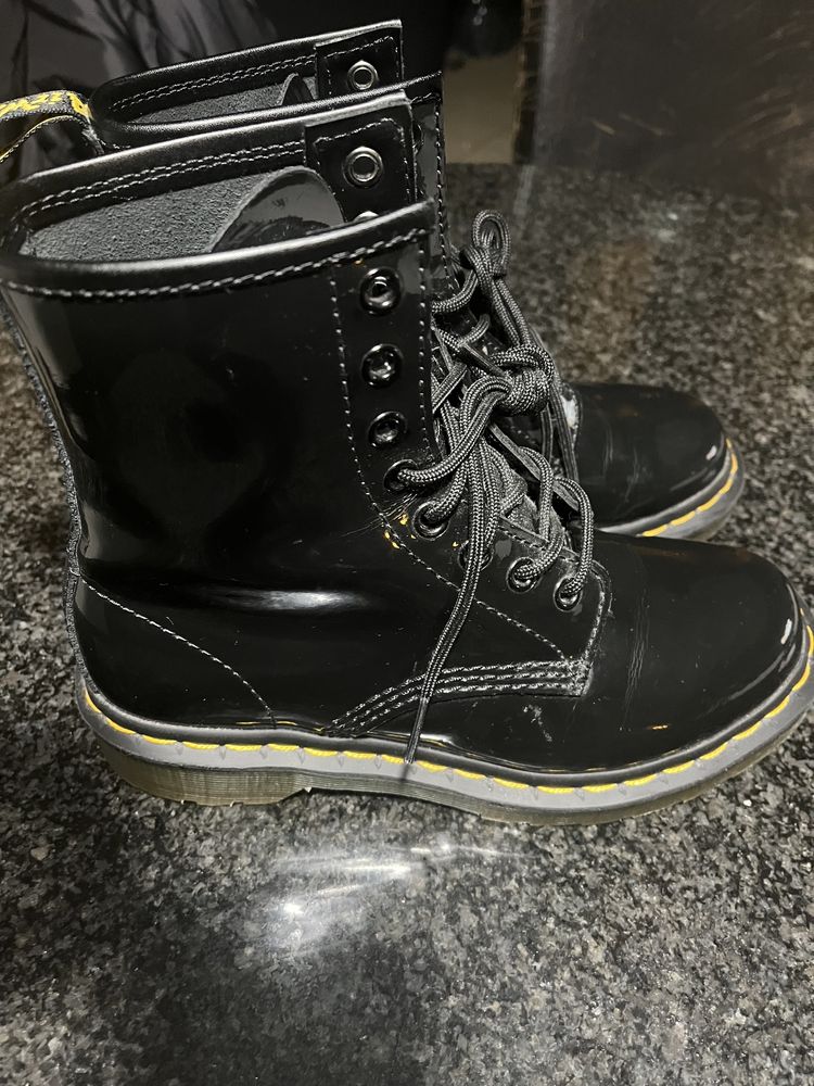 Botas Dr Martens tamanho 37