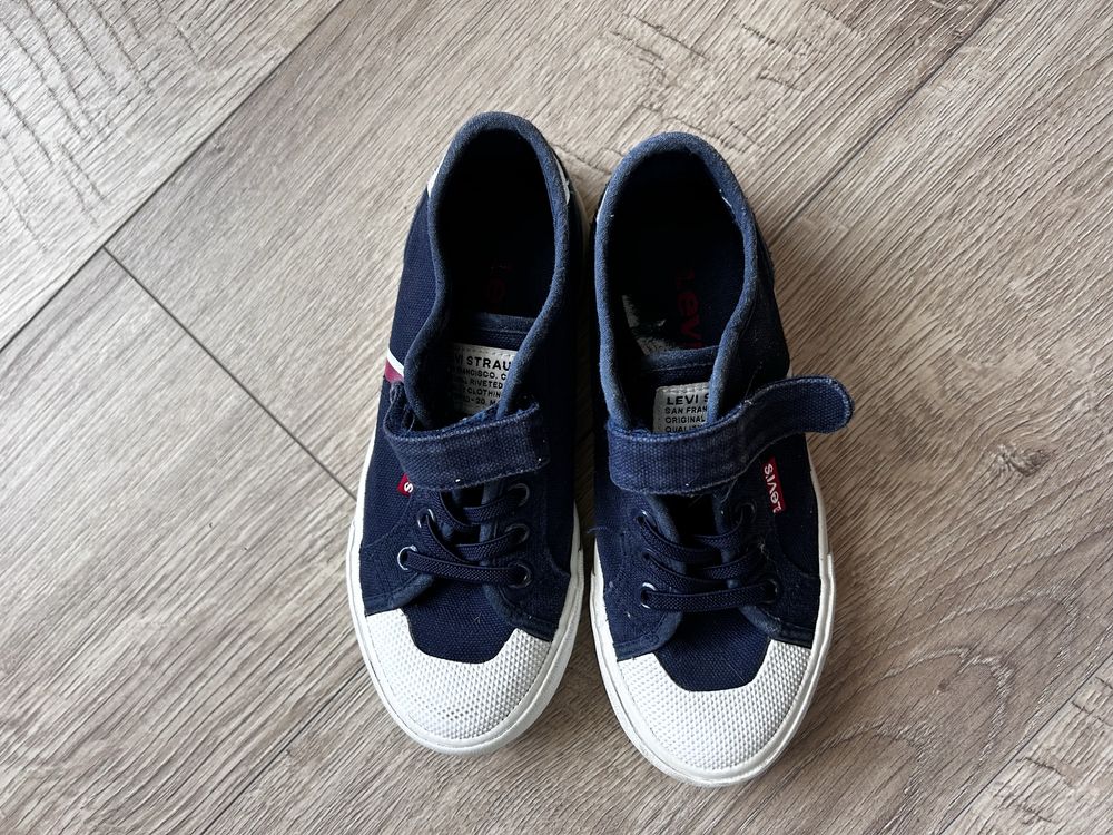 Кеди levis 33 розмір