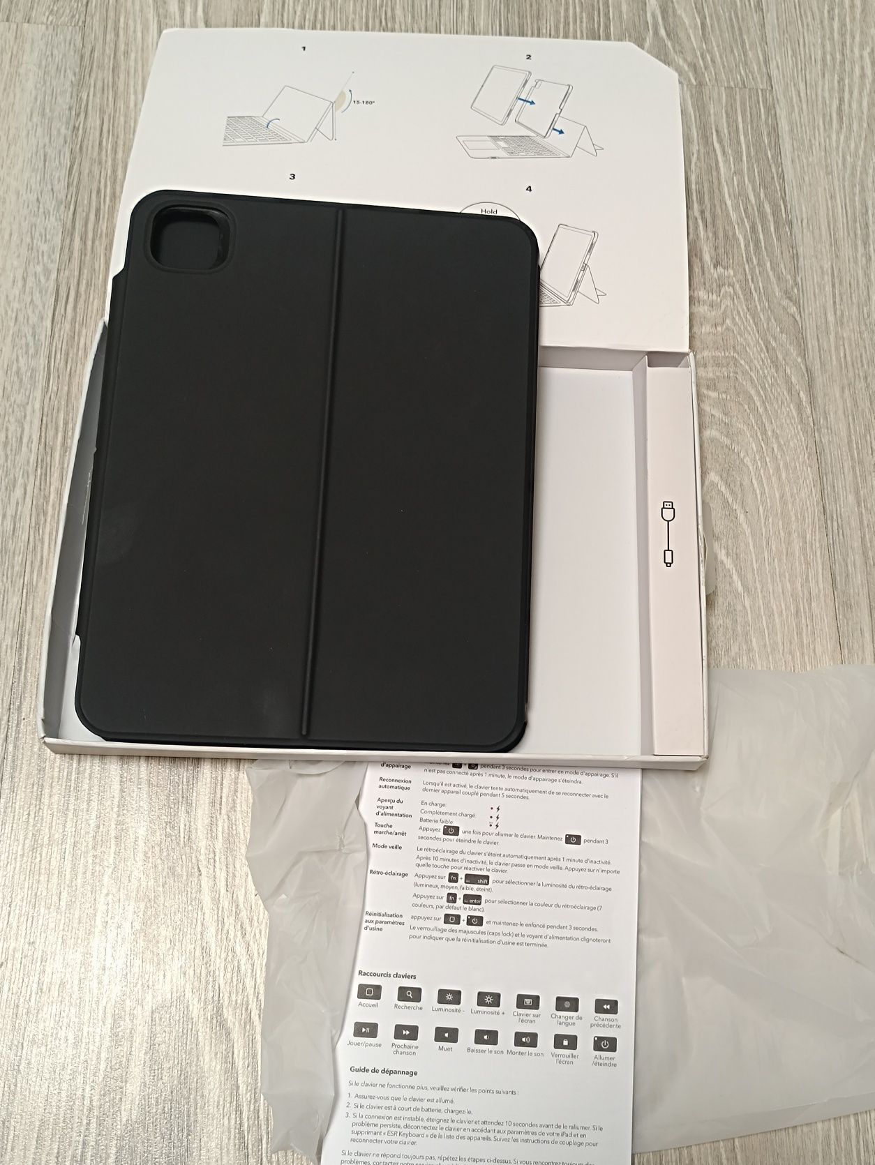 Чехол с клавиатурой для iPad Air 11 2024