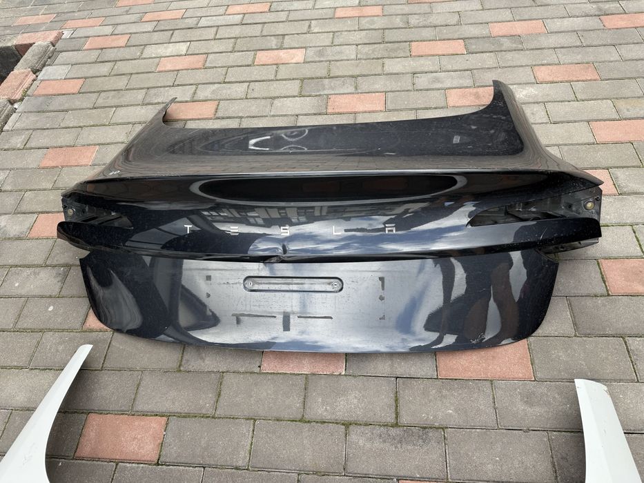 Tesla Model 3 M3 highland Кришка багажника Ляда. РОЗБОРКА ЗАПЧАСТИНИ