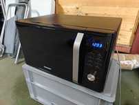 Kuchenka mikrofalowa Samsung MS28J5255UB