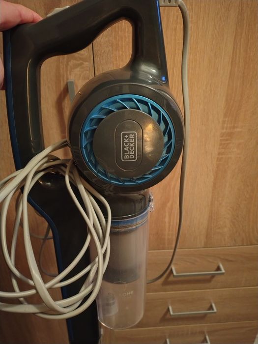 Odkurzacz pionowy przewodowy