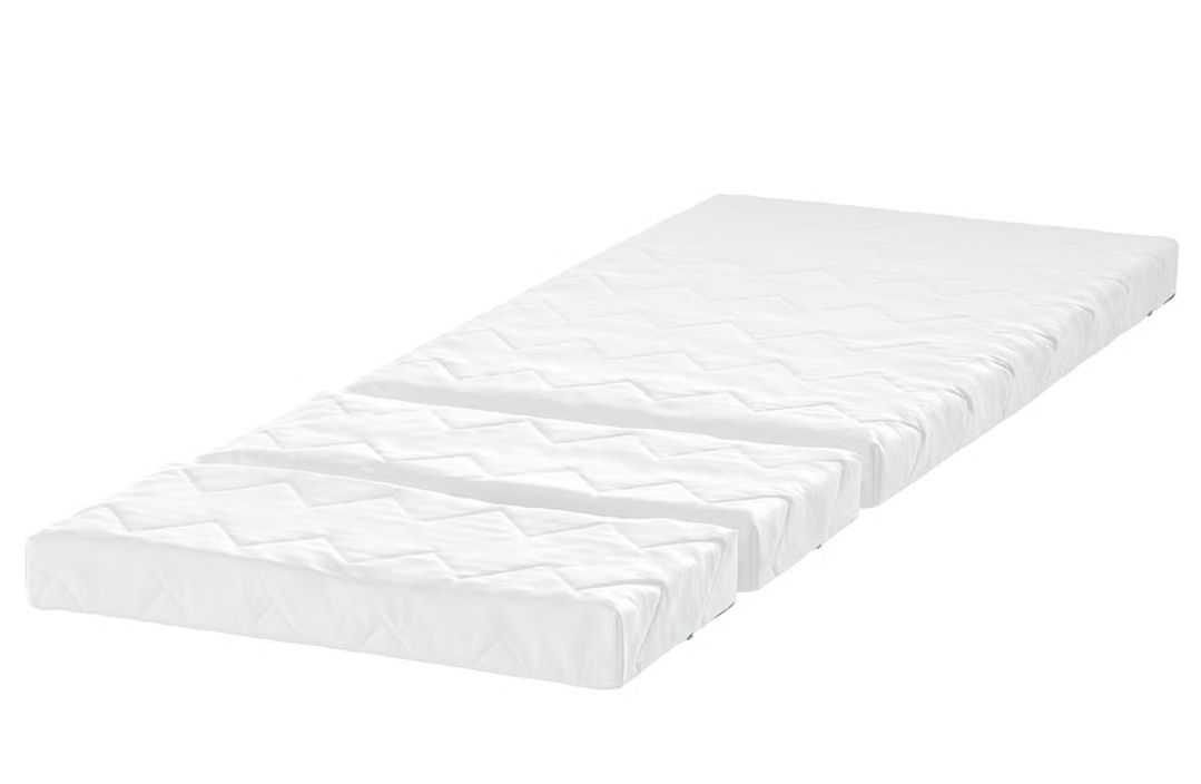 Cama branca extensível
