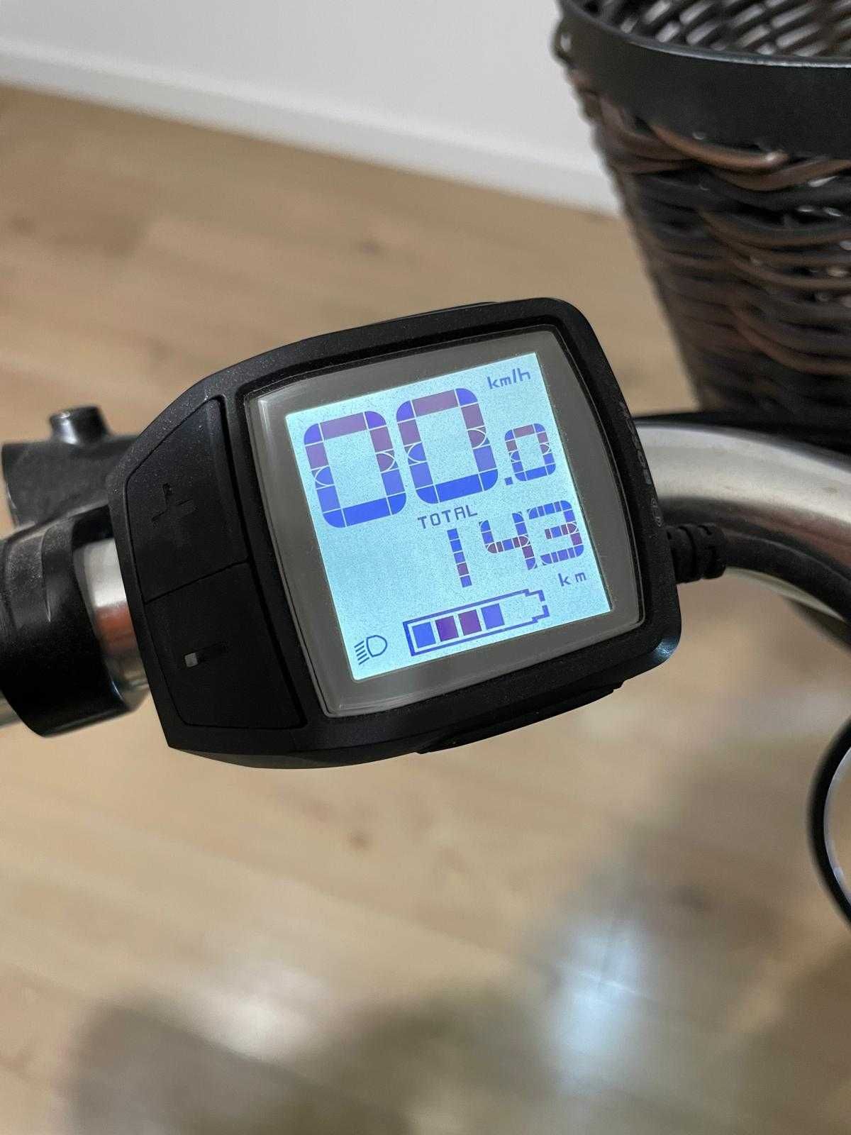 Elektryczny rower Cube Ella razem z osprzętem - stan idealny!